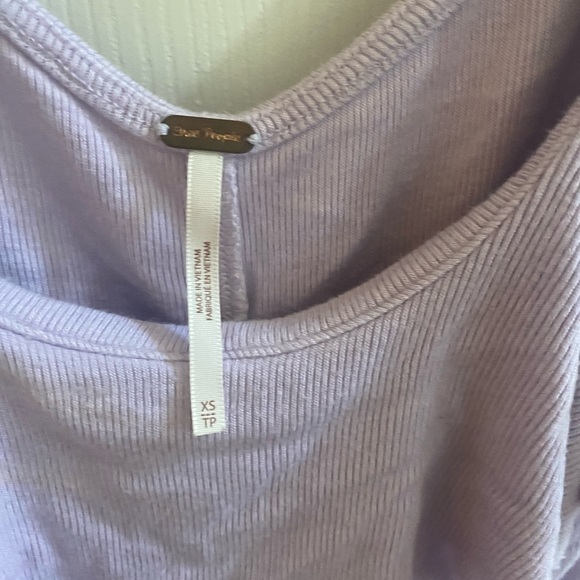 🌻free people Lavender ruffle top - Picture 4 of 4